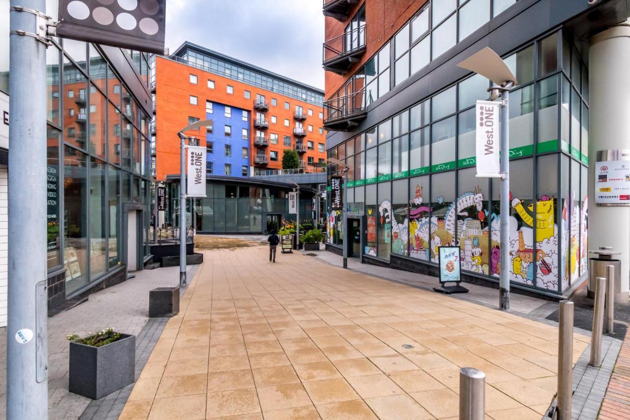Spacious City 2 Bed, 2 Bath, Free Parking & Wifi Sheffield Buitenkant foto